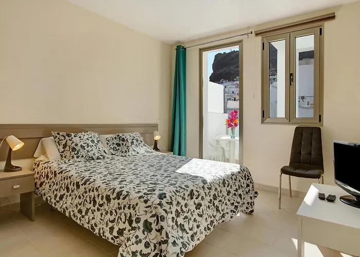 Atico Albamar * 莫甘海滩